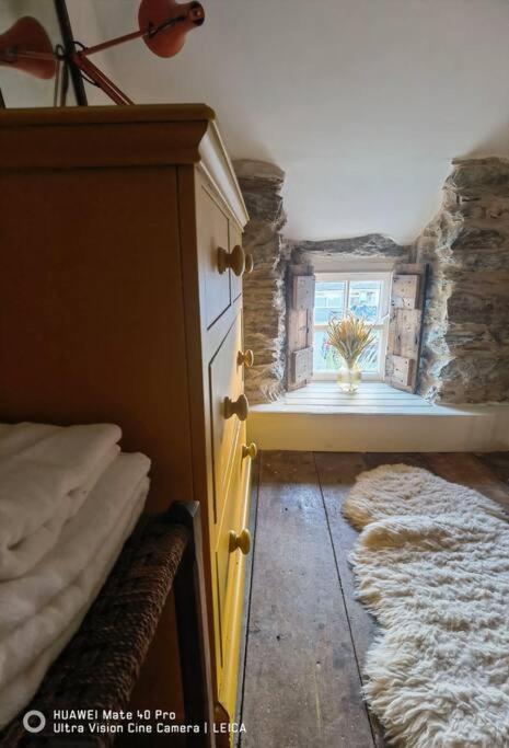 Brynglas Cottage With Hot Tub, Anglesey. Llanfachraeth Екстериор снимка