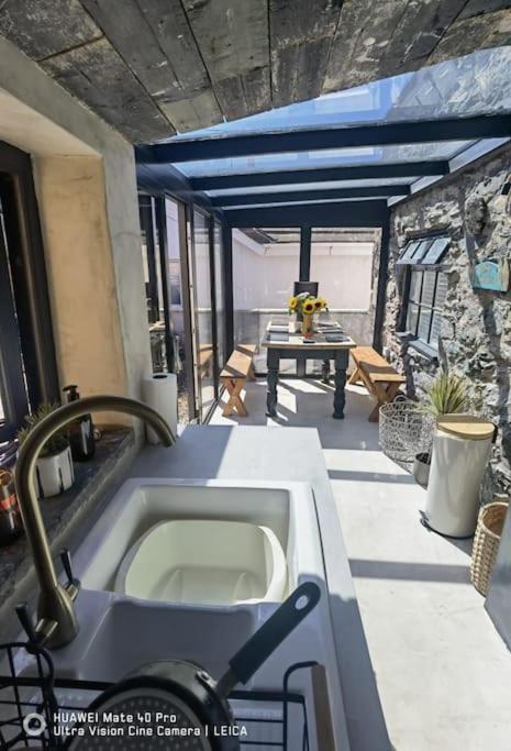 Brynglas Cottage With Hot Tub, Anglesey. Llanfachraeth Екстериор снимка
